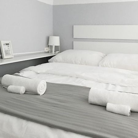 Noctis Apartment Chmielna Варшава Екстер'єр фото