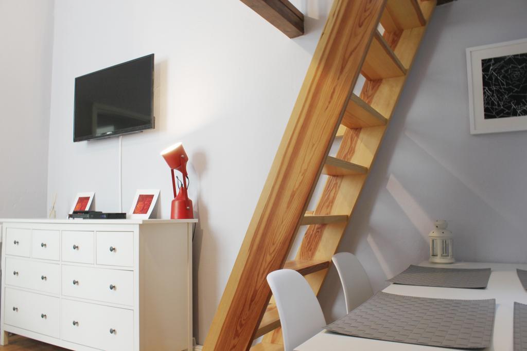Noctis Apartment Chmielna Варшава Екстер'єр фото
